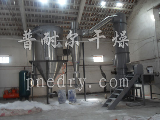 二氧化硅閃蒸干燥機(jī)生產(chǎn)現(xiàn)場